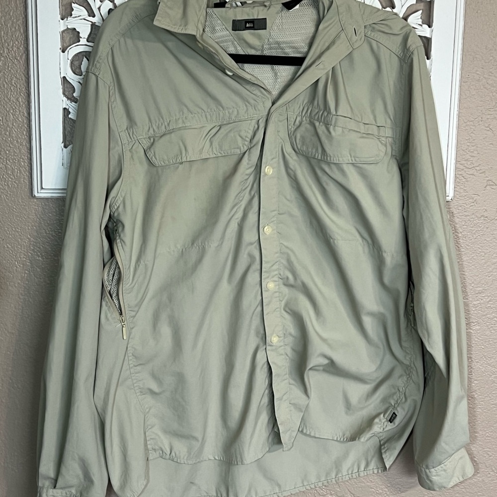REI Men's Light Olive Shirt Jacket UPF 50+